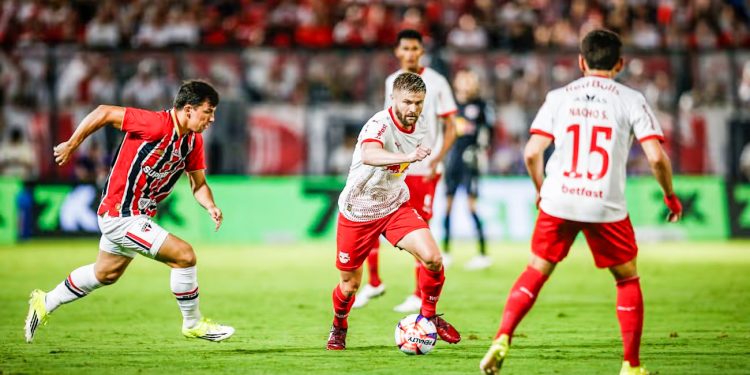 Braga x São Paulo se enfrentam amanhã  pela 6ª rodada do Brasileirão