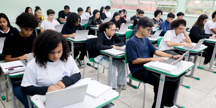 Provão Paulista oferece vagas em cursos gratuitos na Fatec e Univesp