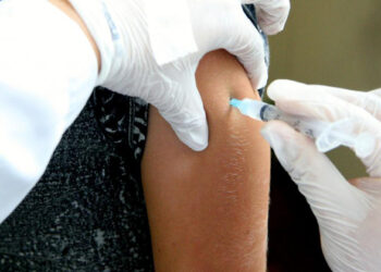 Semana Mundial de Imunização reforça alerta para vacinação contra gripe, febre amarela e sarampo