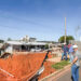 Deslizamento de terra interdita parte de via no Jd. São José
